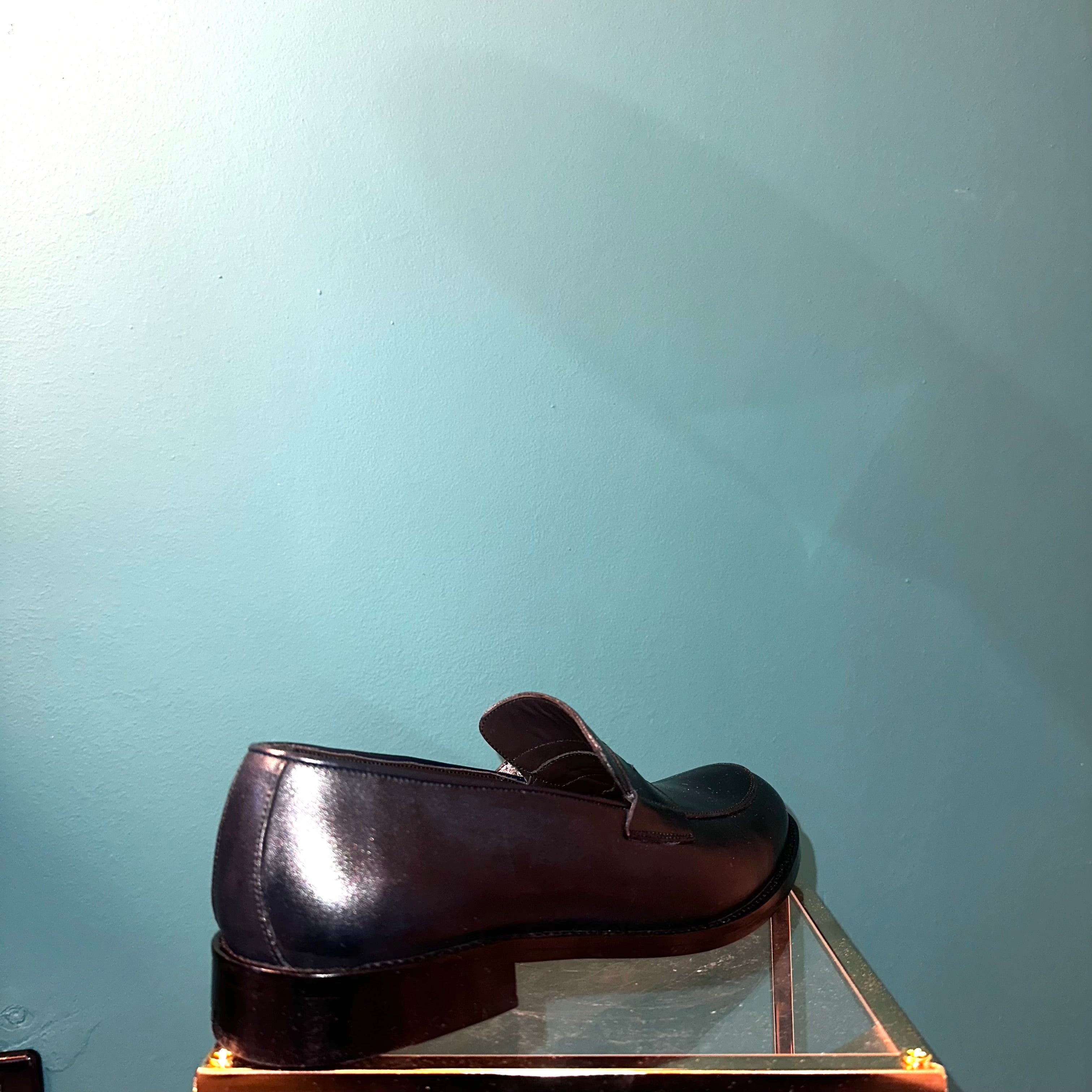 1366 Calzatura Vernice