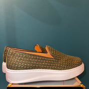 835 Sneackers sleep on