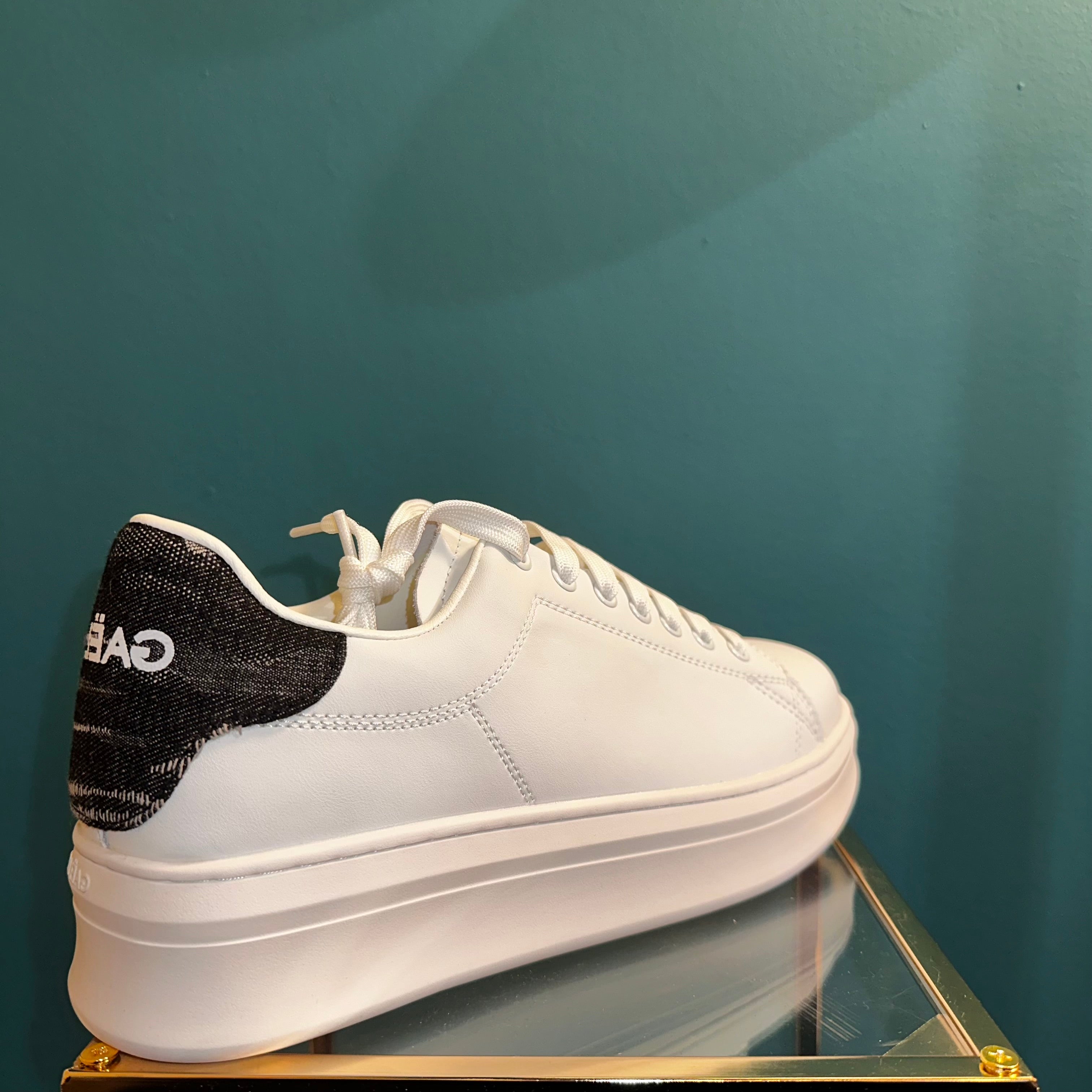 GACAM00083 Sneackers BLU