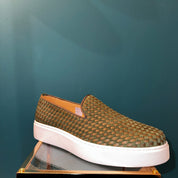 835 Sneackers sleep on