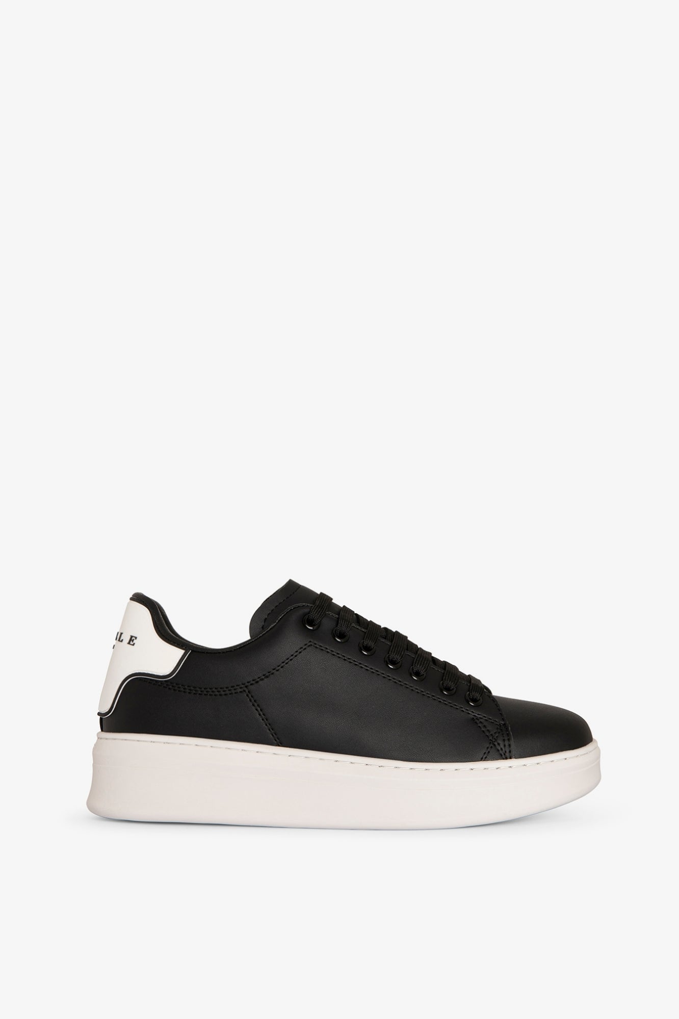 GACAM00150 Sneackers