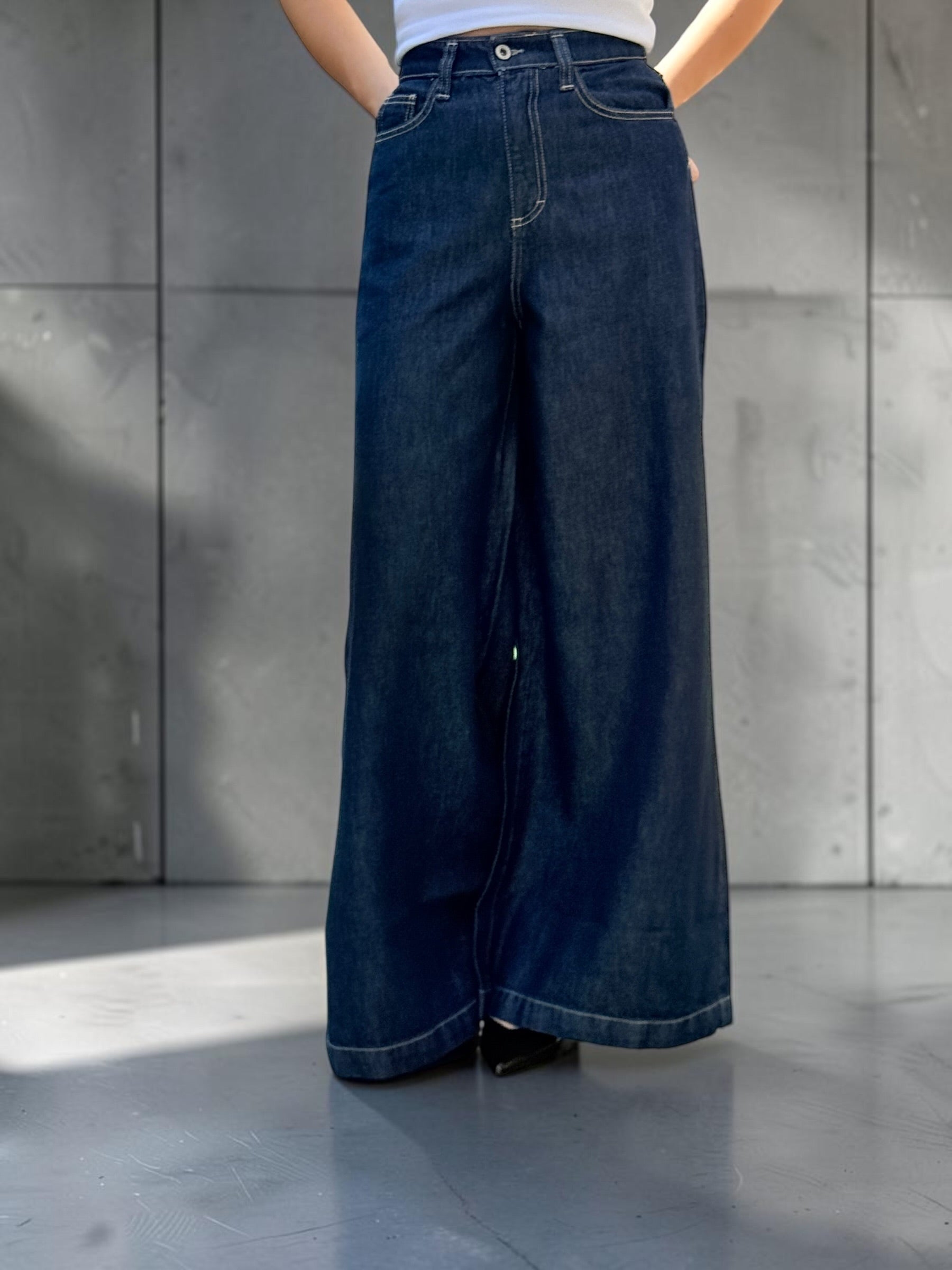 Jeans P3J9CQZW49